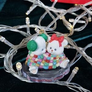 Vintage Christmas cuddles Ornament